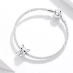 Ezüst charm, bulldog