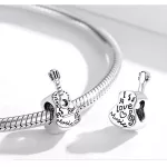 Ezüst charm, gitár