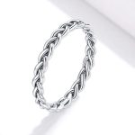 Ezüst gyűrű fonatos struktúrával, 6 