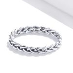 Ezüst gyűrű fonatos struktúrával, 8 