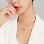 Ezüst nyaklánc, igaz szerelem