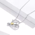 Ezüst nyaklánc, igaz szerelem