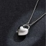 Ezüst nyaklánc szív medállal