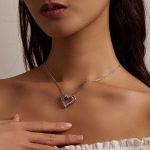 Ezüst nyaklánc dupla szív medállal, pillangóval