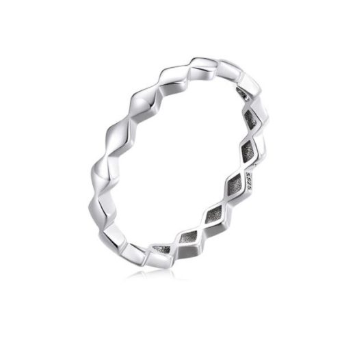 Ezüst női gyűrű, rombuszmintás, 6-os méret