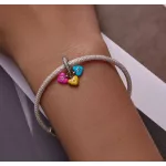 Ezüst charm, Mom