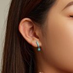 Ezüst fülbevaló türkizzel