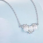 Ezüst nyaklánc gyöngyös medállal