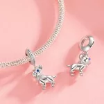 Ezüst charm, bulldog