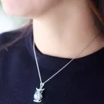 Bagoly medálos nyaklánc, Kék, Swarovski köves