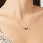 Ezüst nyaklánc, macskás medállal