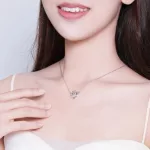 Ezüst nyaklánc, unikornis medállal