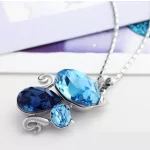 Macska medálos nyaklánc, Swarovski köves