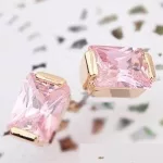 Téglalap alakú köves fülbevaló, Pink