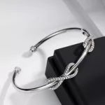 Elegáns köves karperec, Swarovski köves
