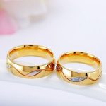 Női karikagyűrű geometrikus mintával, nemesacélból, arany, 9