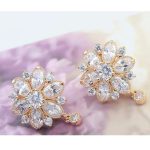 Luxus virág alakú ékszer szett, Pezsgő Arany