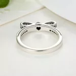 Ezüst gyűrű, masni motívummal, 6