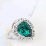 Csepp alakú gyűrű, Zöld, Swarovski köves, 6,5