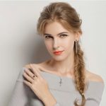 Ezüst gyűrű fekete kristállyal, 8