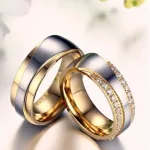 Férfi karikagyűrű, nemesacél, aranyszínű, 12 