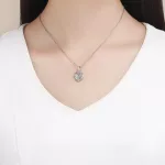 Ezüst szív charm cirkonkövekkel 