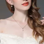 Ezüst nyaklánc gyöngymedállal