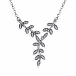 Ezüst nyaklánc levélmotívummal