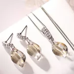 Hullámos medálos ékszer szett, Swarovski köves