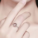 Ezüst gyűrű életfa motívummal, piros, 6