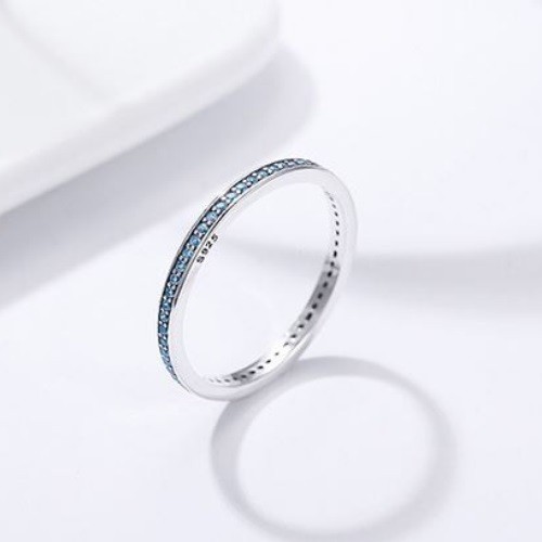 Ezüst gyűrű kristályokkal, kék, 6-os méret