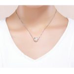 Ezüst charm, szív mancsokkal