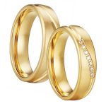 Férfi karikagyűrű, titánacél, aranyszínű, 13