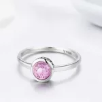 Ezüst gyűrű kristállyal, pink, 8