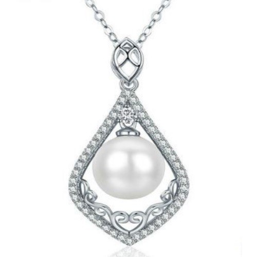 Ezüst nyaklánc csepp alakú medállal és gyönggyel, fehér