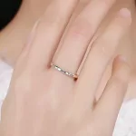 Ezüst gyűrű love felirattal, 6