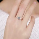 Ezüst gyűrű csillagos díszítéssel, 6