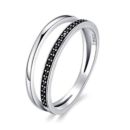 Ezüst gyűrű kristályokkal, fekete, 6-os méret