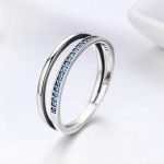 Ezüst gyűrű kristályokkal, kék, 8