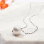 Nyaklánc igazgyöngy medállal