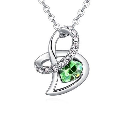 Nyaklánc Swarovski kristállyal díszített szíves medállal, peridot