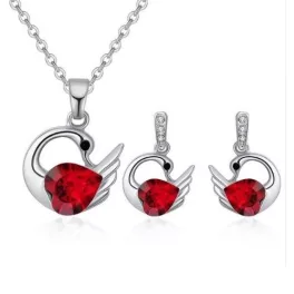   Hattyús nyaklánc és fülbevaló szett Swarovski kristállyal díszített, piros