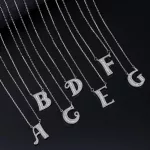 Ezüst nyaklánc betű medállal, G