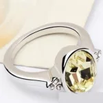 Kerek köves gyűrű, Sárgásfehér, Swarovski köves , 7,25