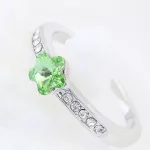 Virág alakú gyűrű, Peridot zöld, Swarovski köves, 5,5