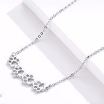 Ezüst nyaklánc tappancsokkal