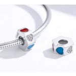 Ezüst charm, háromszínű gyöngy