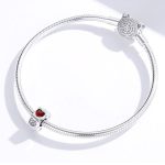 Ezüst charm, háromszínű gyöngy