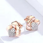 Ezüst fülbevaló, rózsa szívvel, rosegold