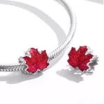 Ezüst charm, juharlevél